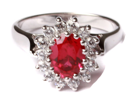 9ct White Gold Cz Ring.