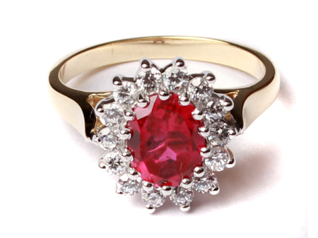 9ct Yellow Gold Cz Ring.