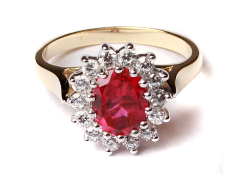 9ct Yellow Gold Cz Ring.