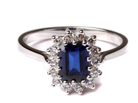 9ct White Gold Sapphire Cz  Ring.