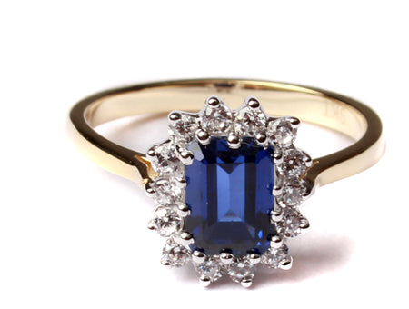 9ct Yellow Gold Cz Ring.