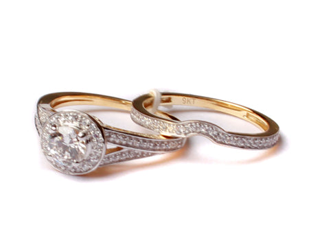 9ct Yellow Gold Cz Ring.