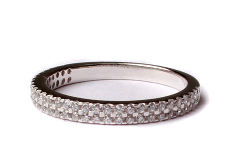 9ct White Gold Cz Ring.
