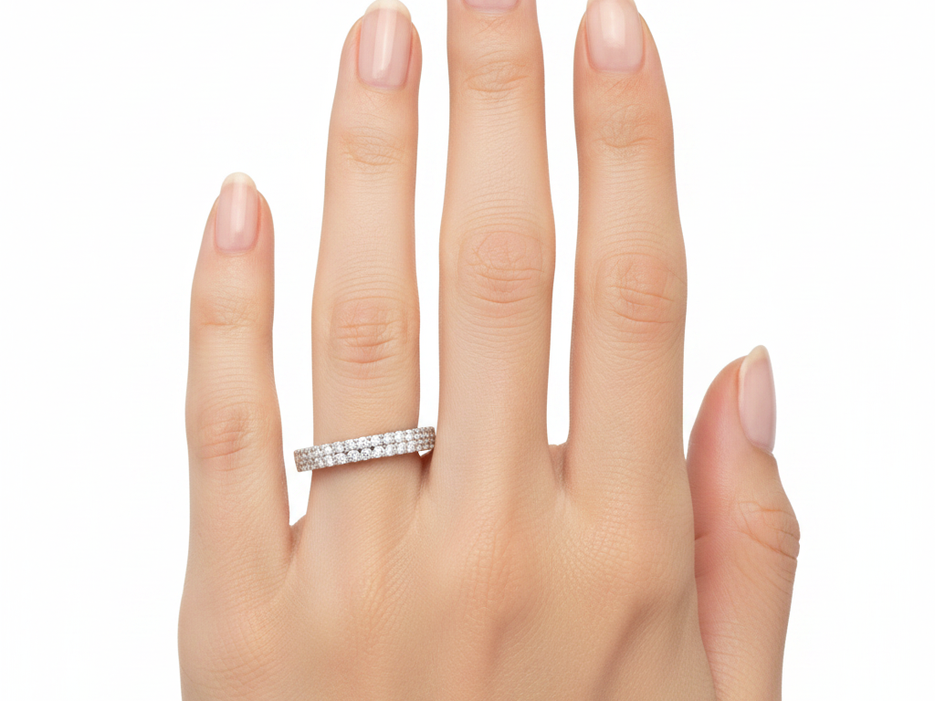 9ct White Gold Cz Ring.