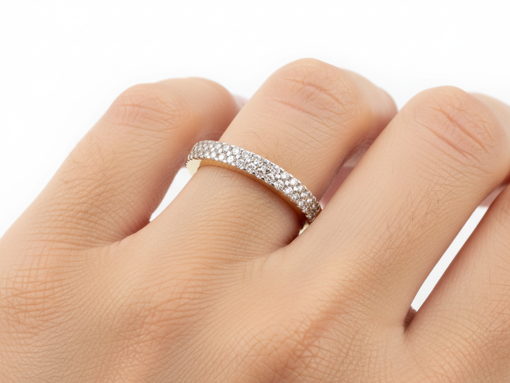 9ct Yellow Gold Cz Ring.