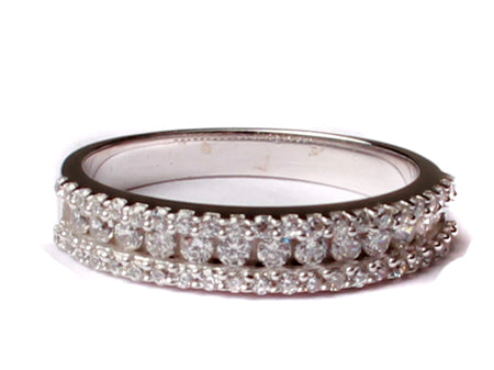9ct White Gold Cz Ring.