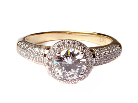 9ct Yellow Gold Cz Ring.
