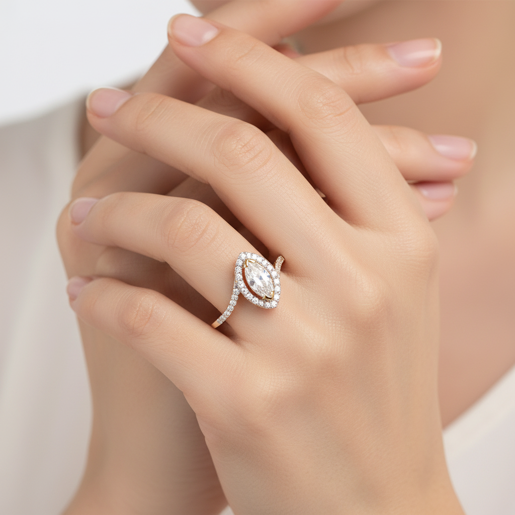 9ct Yellow Gold Cz Ring.