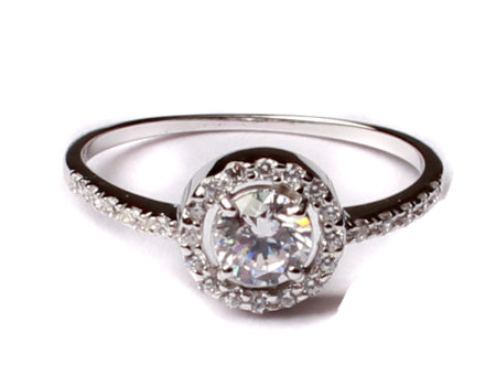 9ct White Gold Cz Ring.