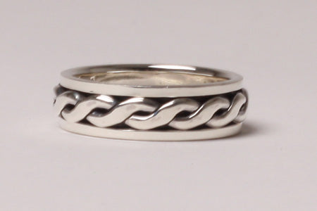Celtic Spinner Ring