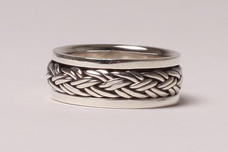 Celtic Spinner Ring