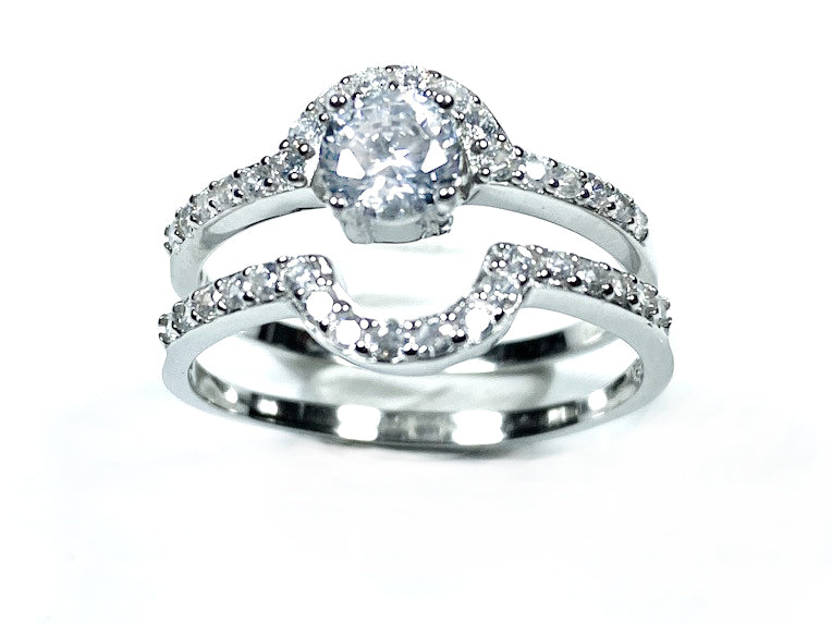 A White Cubic Zirconia Ring