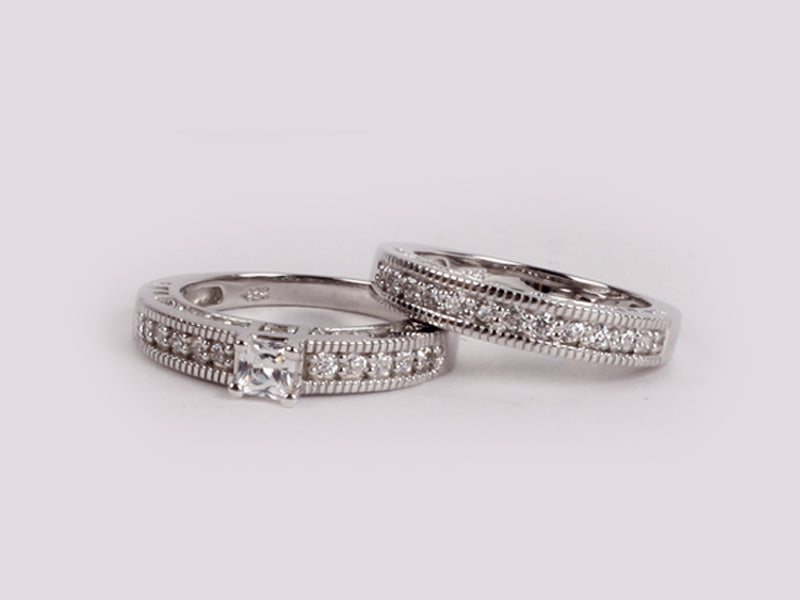 A White Cubic Zirconia Ring