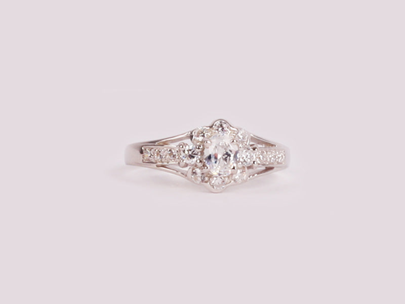 A White Cubic Zirconia Ring
