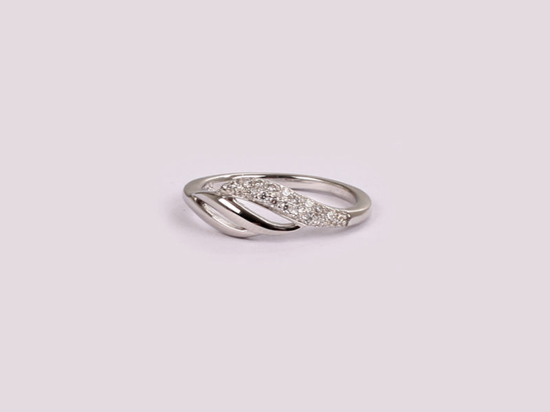 A White Cubic Zirconia Ring
