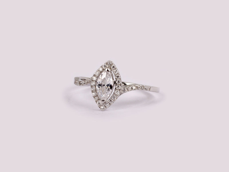A White Cubic Zirconia Ring