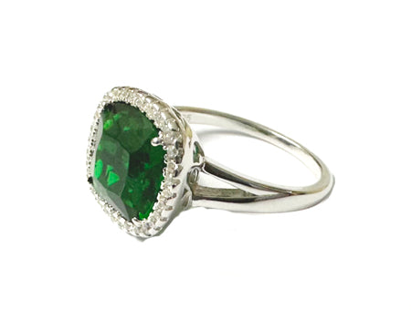 A Emerald Cubic Zirconia Silver Ring