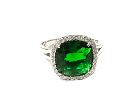 A Emerald Cubic Zirconia Silver Ring