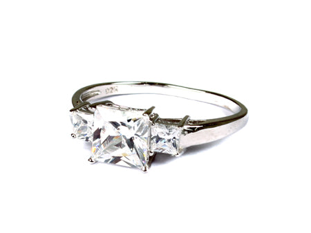 A White Cubic Zirconia Ring