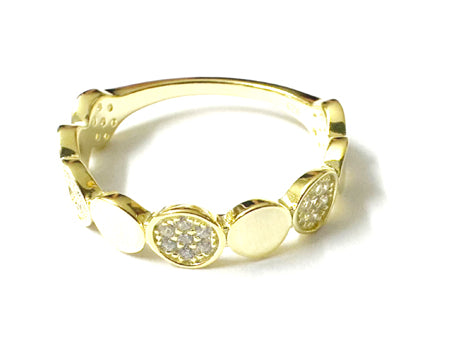 A Yellow Plated Silver Cz Ring