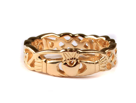 9CT Yellow Gold  Ring.