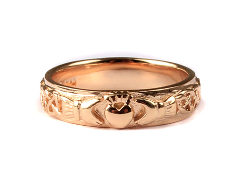 9CT Yellow Gold Ring.