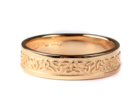 9CT Yellow Gold  Ring.