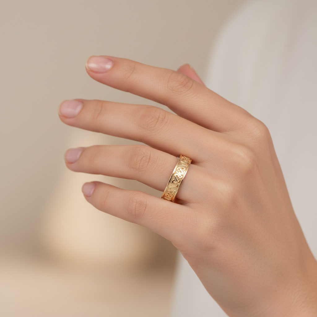 9CT Yellow Gold  Ring.