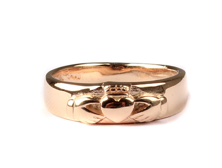 9CT Yellow Gold Ring.