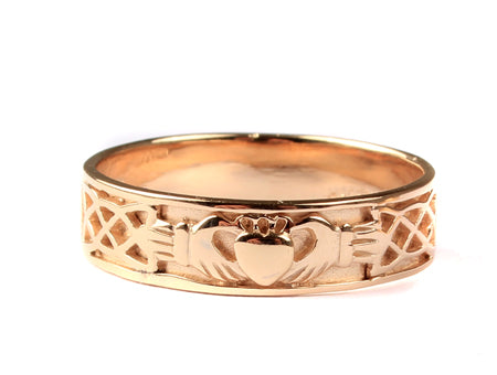 9CT Yellow Gold Ring.