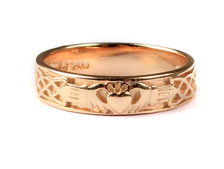 9CT Yellow Gold Ring.
