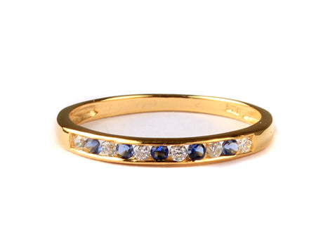 9ct Yellow Gold Cz Ring.