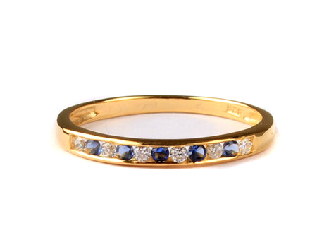 9ct Yellow Gold Cz Ring.