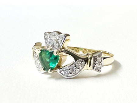 9 CT Yellow Gold Green & White Cz Claddagh Ring