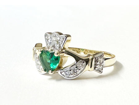 9 CT Yellow Gold Green & White Cz Claddagh Ring