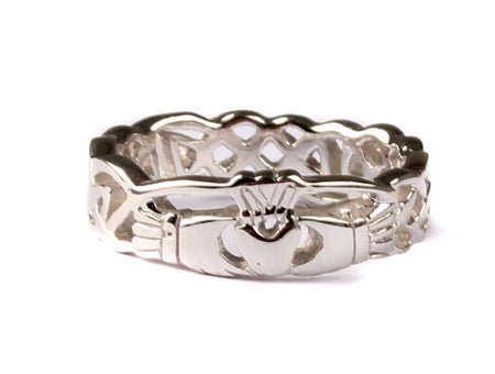 9CT White Gold  Ring.