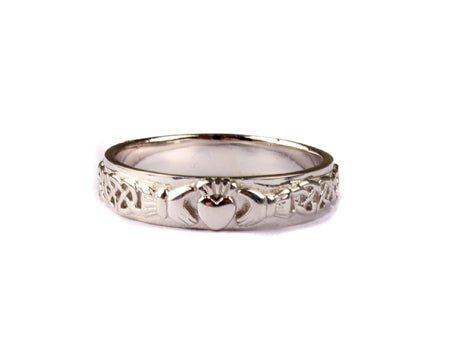 9CT White Gold Ring.
