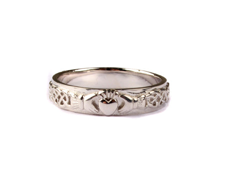 9CT White Gold Ring.