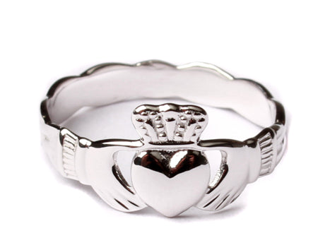 9CT White Gold Ring.