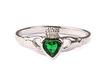 9ct White Gold Ring.