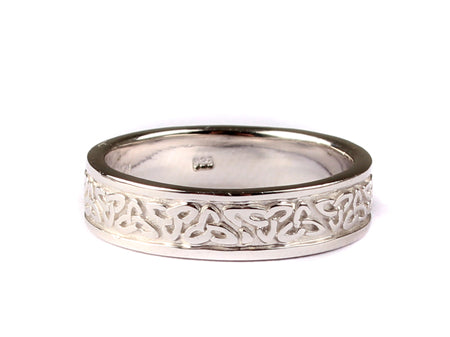 9CT White Gold  Ring.