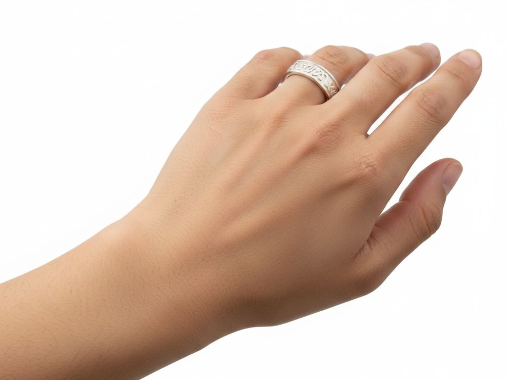 9CT White Gold  Ring.