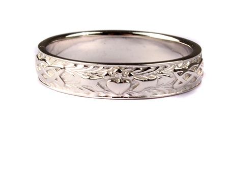 9CT White Gold Ring.