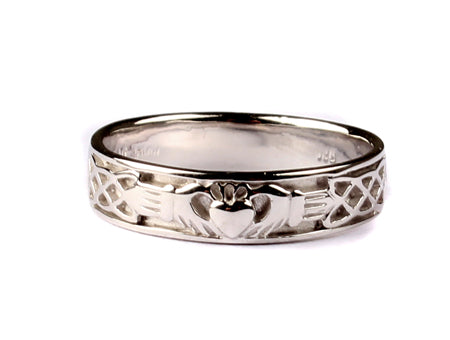9CT White Gold Ring.