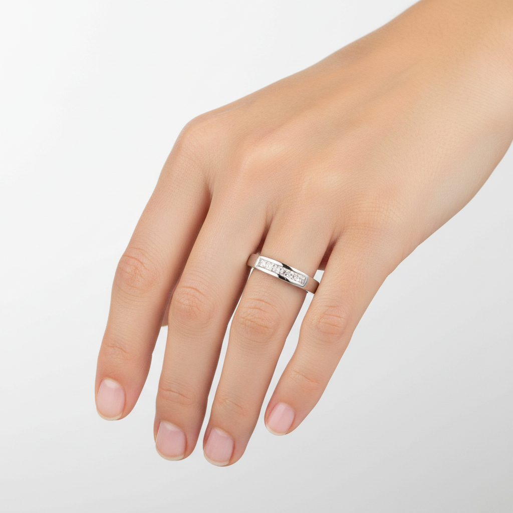 9ct White Gold Diamond Princess Cut Ring.