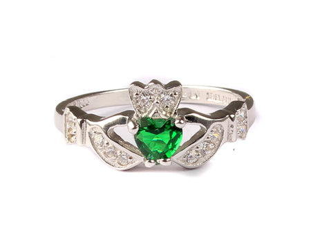 9ct White Gold Ring.