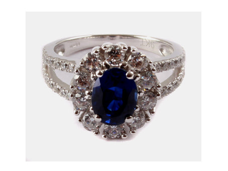 9ct White Gold Sapphire Cz Ring.