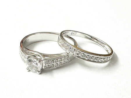 9ct White Gold Cz Ring Set.