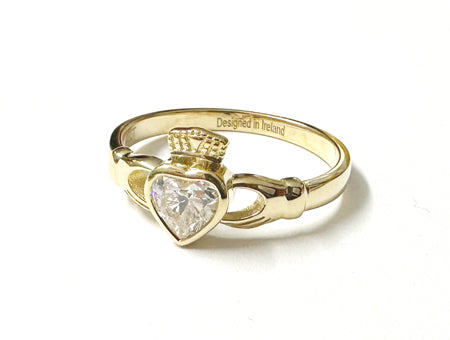 9 CT Yellow Gold White Cz Claddagh Ring