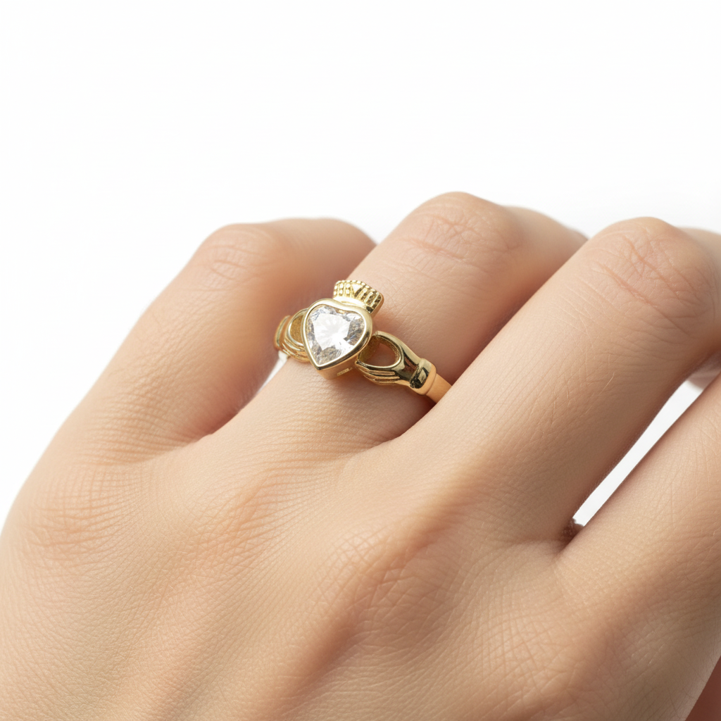 9 CT Yellow Gold White Cz Claddagh Ring
